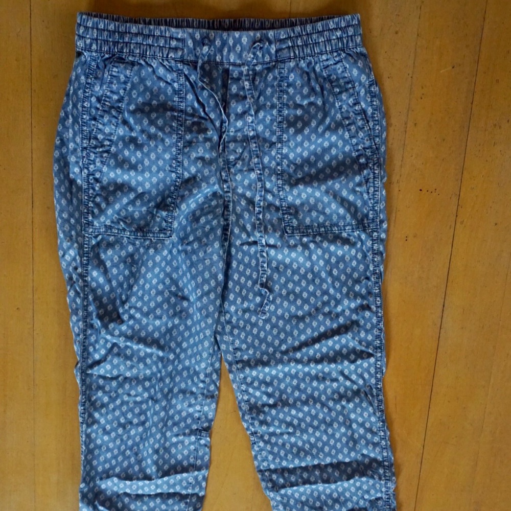 Printed pants